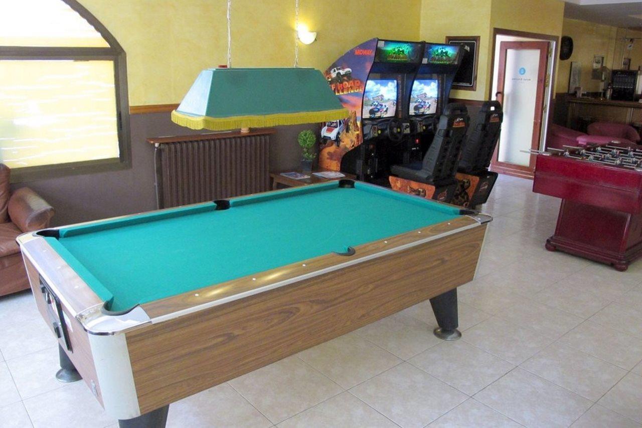 Hotel Енкамп Екстер'єр фото